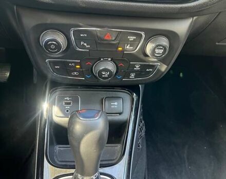 Білий Джип Compass, об'ємом двигуна 2.36 л та пробігом 42 тис. км за 15950 $, фото 8 на Automoto.ua