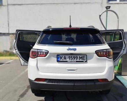 Білий Джип Compass, об'ємом двигуна 2.4 л та пробігом 74 тис. км за 19891 $, фото 1 на Automoto.ua