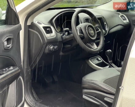 Білий Джип Compass, об'ємом двигуна 2.36 л та пробігом 106 тис. км за 14800 $, фото 8 на Automoto.ua