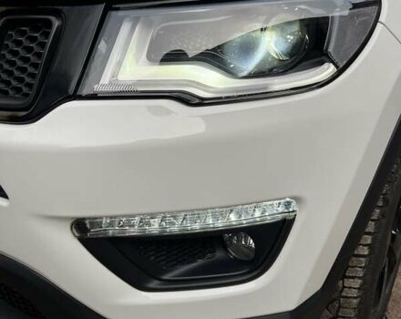 Білий Джип Compass, об'ємом двигуна 2.36 л та пробігом 67 тис. км за 19999 $, фото 37 на Automoto.ua