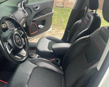 Білий Джип Compass, об'ємом двигуна 2.36 л та пробігом 93 тис. км за 17000 $, фото 4 на Automoto.ua