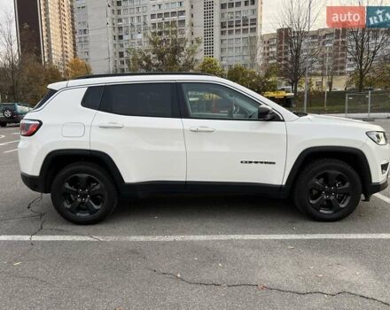 Білий Джип Compass, об'ємом двигуна 2.36 л та пробігом 67 тис. км за 19999 $, фото 4 на Automoto.ua