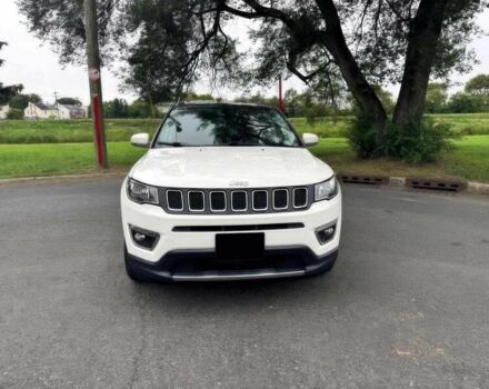 Белый Джип Компас, объемом двигателя 2.4 л и пробегом 37 тыс. км за 3500 $, фото 1 на Automoto.ua