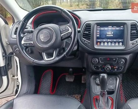 Білий Джип Compass, об'ємом двигуна 2.36 л та пробігом 112 тис. км за 17500 $, фото 17 на Automoto.ua