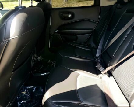 Білий Джип Compass, об'ємом двигуна 2.4 л та пробігом 17 тис. км за 10000 $, фото 8 на Automoto.ua