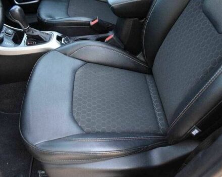 Білий Джип Compass, об'ємом двигуна 2.4 л та пробігом 62 тис. км за 6200 $, фото 9 на Automoto.ua