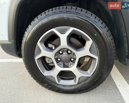 Белый Джип Компас, объемом двигателя 2.36 л и пробегом 45 тыс. км за 21900 $, фото 35 на Automoto.ua