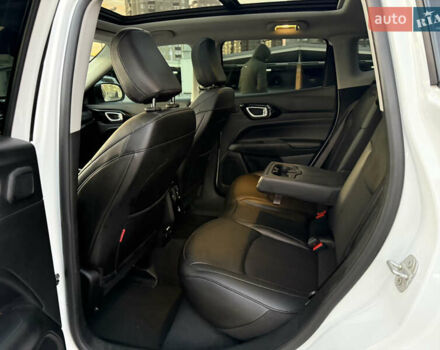 Белый Джип Компас, объемом двигателя 2.36 л и пробегом 45 тыс. км за 21900 $, фото 70 на Automoto.ua