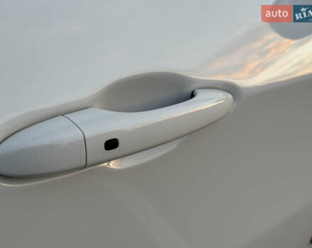 Белый Джип Компас, объемом двигателя 2.36 л и пробегом 45 тыс. км за 21900 $, фото 41 на Automoto.ua