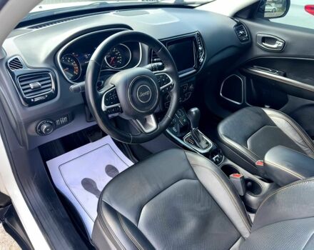 Білий Джип Compass, об'ємом двигуна 2.4 л та пробігом 21 тис. км за 9700 $, фото 7 на Automoto.ua