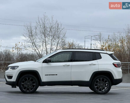 Белый Джип Компас, объемом двигателя 2.36 л и пробегом 126 тыс. км за 16950 $, фото 16 на Automoto.ua