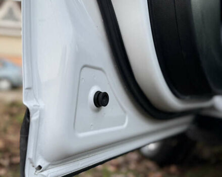 Белый Джип Компас, объемом двигателя 2.36 л и пробегом 98 тыс. км за 18900 $, фото 34 на Automoto.ua