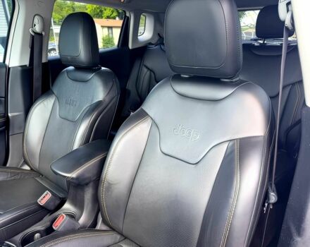 Білий Джип Compass, об'ємом двигуна 2.4 л та пробігом 21 тис. км за 9700 $, фото 8 на Automoto.ua