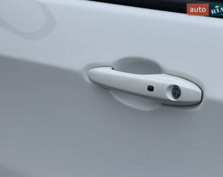 Белый Джип Компас, объемом двигателя 2.36 л и пробегом 126 тыс. км за 17450 $, фото 15 на Automoto.ua