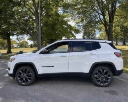 Білий Джип Compass, об'ємом двигуна 2.4 л та пробігом 10 тис. км за 8000 $, фото 2 на Automoto.ua