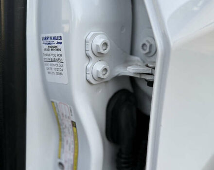 Белый Джип Компас, объемом двигателя 2.36 л и пробегом 98 тыс. км за 18900 $, фото 24 на Automoto.ua