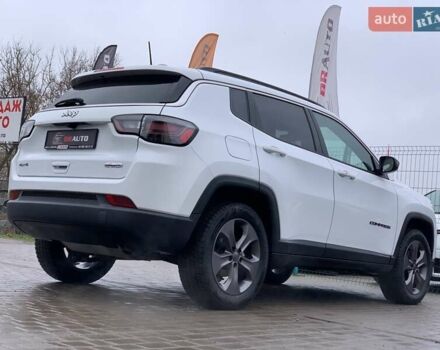 Білий Джип Compass, об'ємом двигуна 2.4 л та пробігом 63 тис. км за 18555 $, фото 13 на Automoto.ua