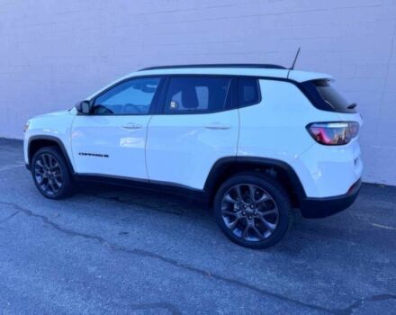 Белый Джип Компас, объемом двигателя 2.4 л и пробегом 17 тыс. км за 8900 $, фото 4 на Automoto.ua