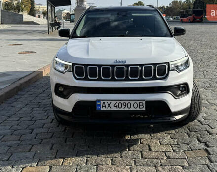 Белый Джип Компас, объемом двигателя 2.36 л и пробегом 34 тыс. км за 19500 $, фото 1 на Automoto.ua