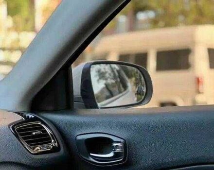 Белый Джип Компас, объемом двигателя 0 л и пробегом 40 тыс. км за 15900 $, фото 4 на Automoto.ua