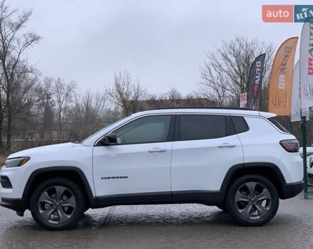 Білий Джип Compass, об'ємом двигуна 2.4 л та пробігом 63 тис. км за 18555 $, фото 11 на Automoto.ua