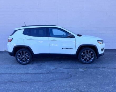 Белый Джип Компас, объемом двигателя 2.4 л и пробегом 17 тыс. км за 8900 $, фото 2 на Automoto.ua