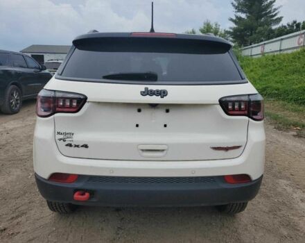 Білий Джип Compass, об'ємом двигуна 2.4 л та пробігом 63 тис. км за 11100 $, фото 5 на Automoto.ua
