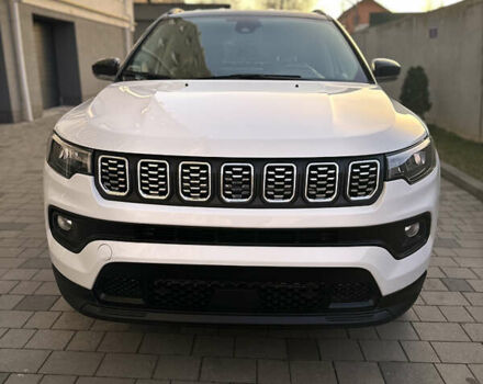 Белый Джип Компас, объемом двигателя 2.36 л и пробегом 31 тыс. км за 19500 $, фото 3 на Automoto.ua