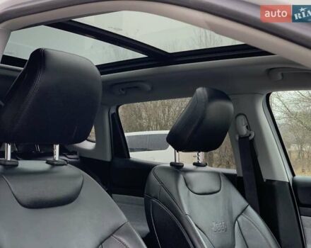 Білий Джип Compass, об'ємом двигуна 2.4 л та пробігом 63 тис. км за 18555 $, фото 39 на Automoto.ua