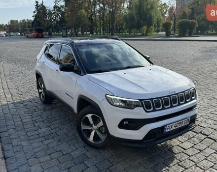 Белый Джип Компас, объемом двигателя 2.36 л и пробегом 34 тыс. км за 19500 $, фото 4 на Automoto.ua