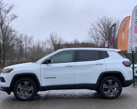 Белый Джип Компас, объемом двигателя 2.4 л и пробегом 63 тыс. км за 18555 $, фото 3 на Automoto.ua