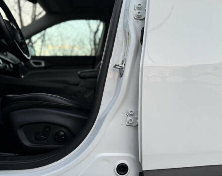 Белый Джип Компас, объемом двигателя 2.36 л и пробегом 98 тыс. км за 18900 $, фото 35 на Automoto.ua