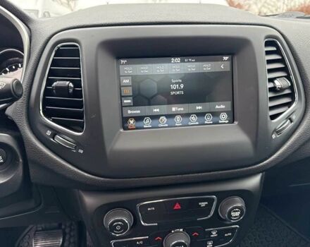 Белый Джип Компас, объемом двигателя 2.4 л и пробегом 16 тыс. км за 9800 $, фото 6 на Automoto.ua