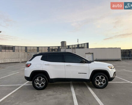 Белый Джип Компас, объемом двигателя 2.36 л и пробегом 45 тыс. км за 21900 $, фото 4 на Automoto.ua