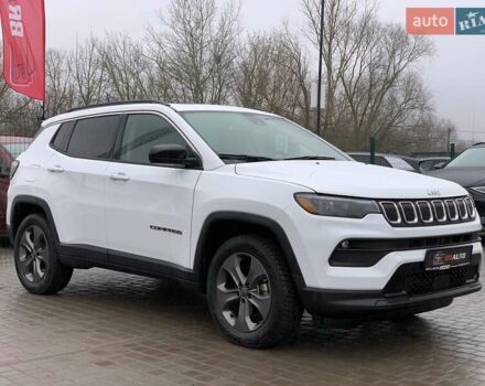 Білий Джип Compass, об'ємом двигуна 2.4 л та пробігом 63 тис. км за 18555 $, фото 4 на Automoto.ua