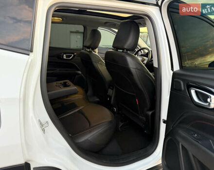 Белый Джип Компас, объемом двигателя 2.36 л и пробегом 45 тыс. км за 21900 $, фото 78 на Automoto.ua