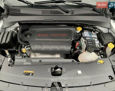 Білий Джип Compass, об'ємом двигуна 2.4 л та пробігом 63 тис. км за 18555 $, фото 59 на Automoto.ua