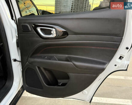 Белый Джип Компас, объемом двигателя 2.36 л и пробегом 45 тыс. км за 21900 $, фото 45 на Automoto.ua