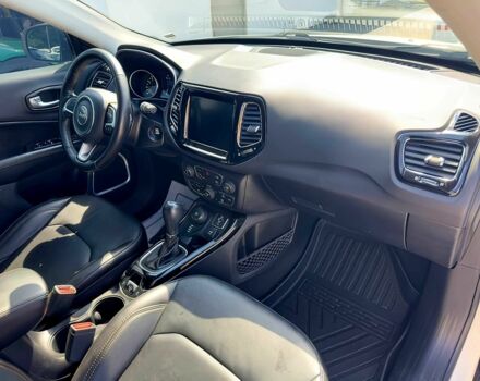 Білий Джип Compass, об'ємом двигуна 2.4 л та пробігом 21 тис. км за 9700 $, фото 10 на Automoto.ua