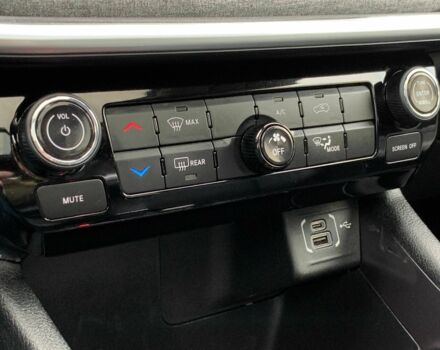 Белый Джип Компас, объемом двигателя 2.4 л и пробегом 63 тыс. км за 18555 $, фото 21 на Automoto.ua