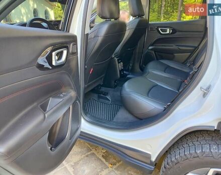 Белый Джип Компас, объемом двигателя 2.36 л и пробегом 44 тыс. км за 19500 $, фото 38 на Automoto.ua