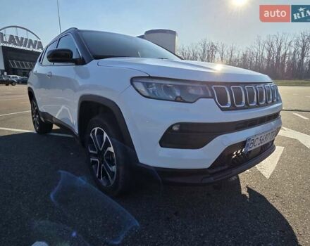 Белый Джип Компас, объемом двигателя 2.36 л и пробегом 95 тыс. км за 17800 $, фото 3 на Automoto.ua