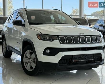 Белый Джип Компас, объемом двигателя 2.4 л и пробегом 77 тыс. км за 19500 $, фото 3 на Automoto.ua