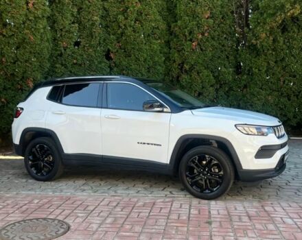 Білий Джип Compass, об'ємом двигуна 2.4 л та пробігом 93 тис. км за 17900 $, фото 1 на Automoto.ua