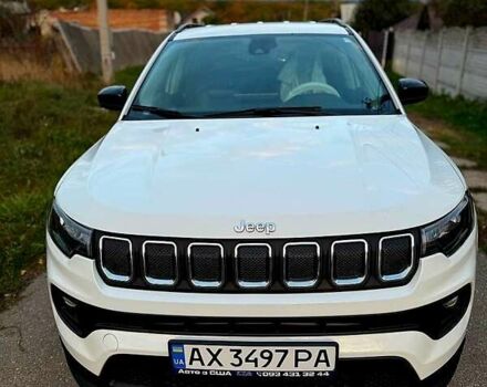 Белый Джип Компас, объемом двигателя 2.36 л и пробегом 28 тыс. км за 22999 $, фото 4 на Automoto.ua