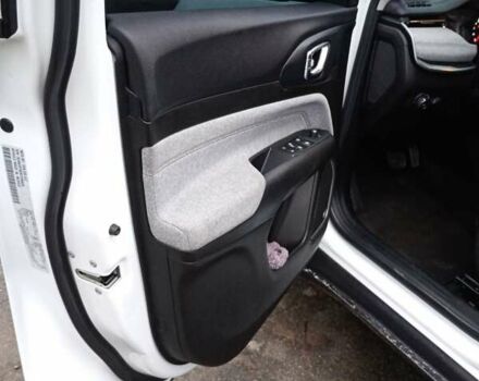 Белый Джип Компас, объемом двигателя 2.4 л и пробегом 20 тыс. км за 19999 $, фото 13 на Automoto.ua