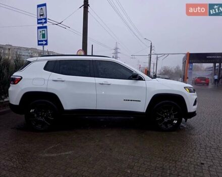 Белый Джип Компас, объемом двигателя 2.36 л и пробегом 28 тыс. км за 22499 $, фото 3 на Automoto.ua