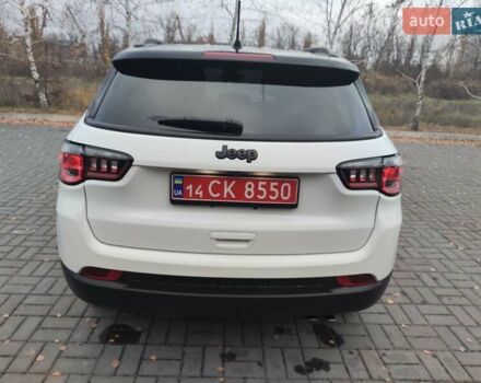 Белый Джип Компас, объемом двигателя 2.36 л и пробегом 60 тыс. км за 19899 $, фото 6 на Automoto.ua