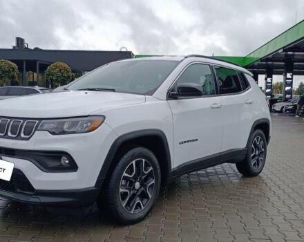 Білий Джип Compass, об'ємом двигуна 2.4 л та пробігом 97 тис. км за 17500 $, фото 2 на Automoto.ua