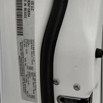 Белый Джип Компас, объемом двигателя 2.4 л и пробегом 90 тыс. км за 18300 $, фото 1 на Automoto.ua